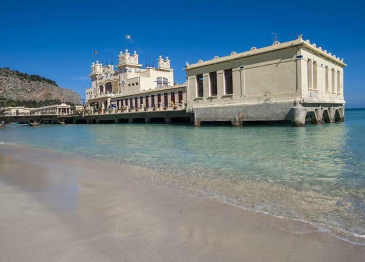Villa Costanza Mondello Luaran gambar